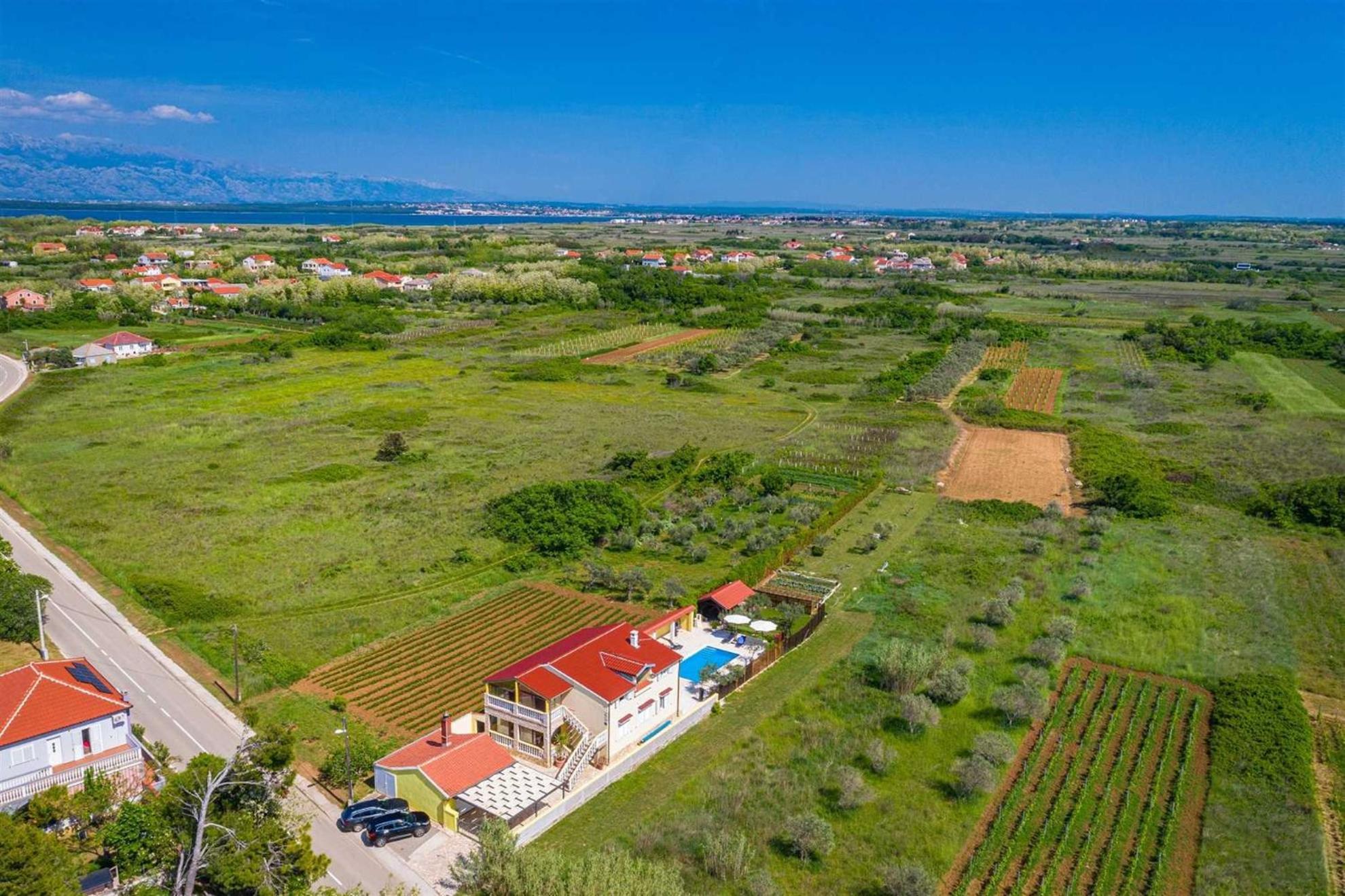פריבלאקה Apartment House Simoni With Pool, Zadar County מראה חיצוני תמונה