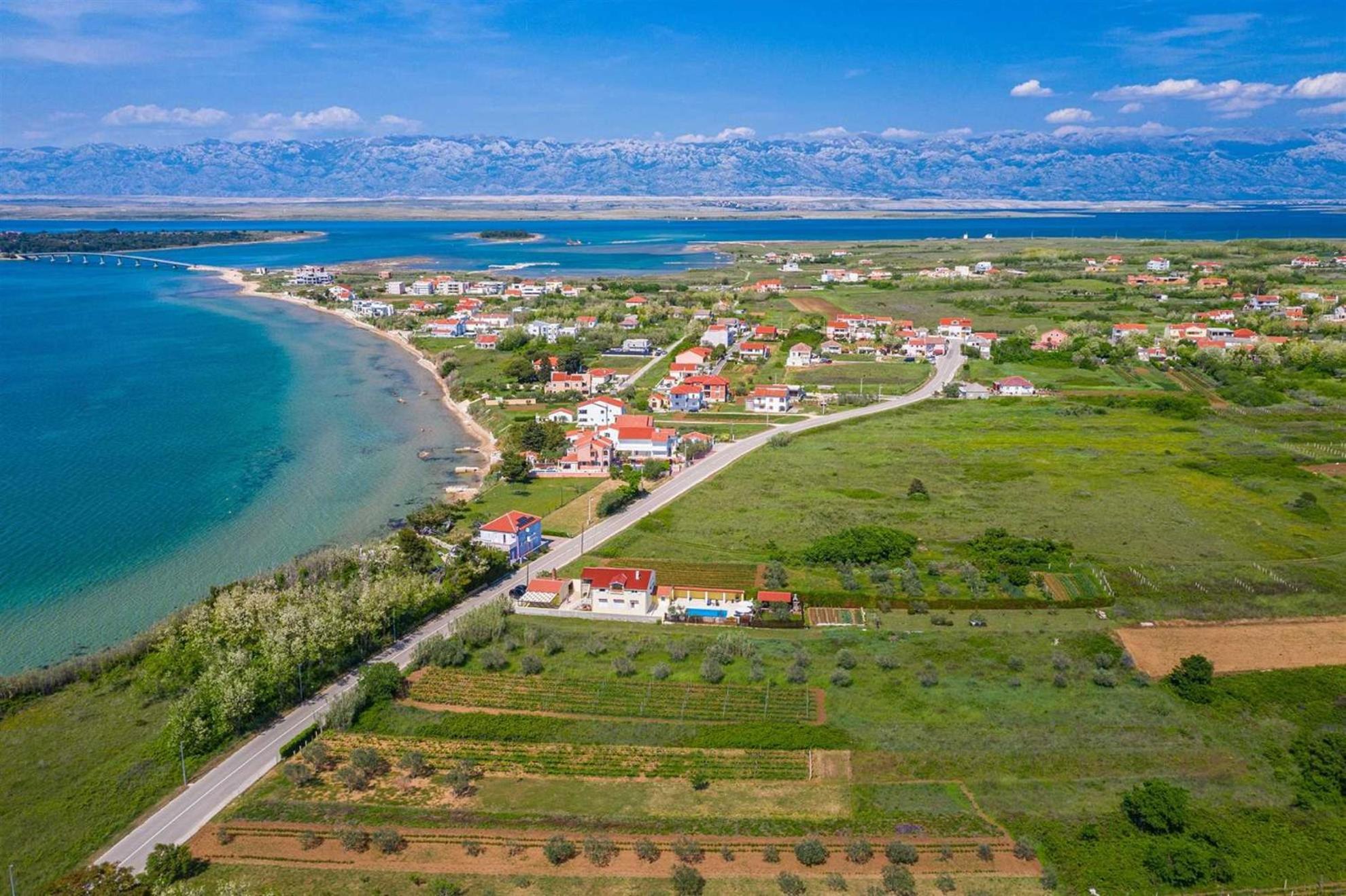 פריבלאקה Apartment House Simoni With Pool, Zadar County מראה חיצוני תמונה